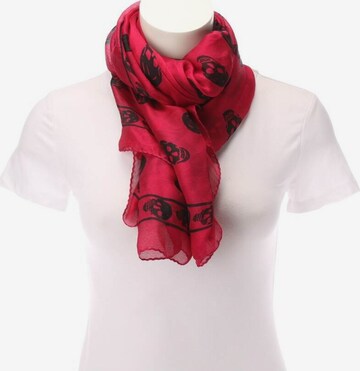 Alexander McQueen Scarf & Wrap in One size in Pink: front