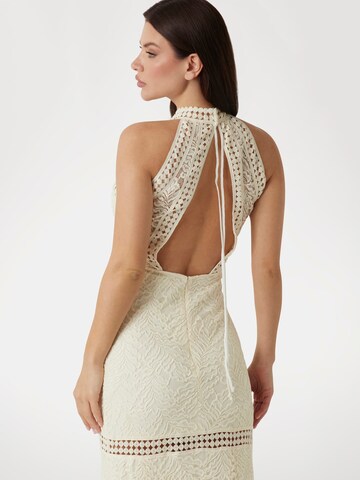 GUESS Kleid in Beige