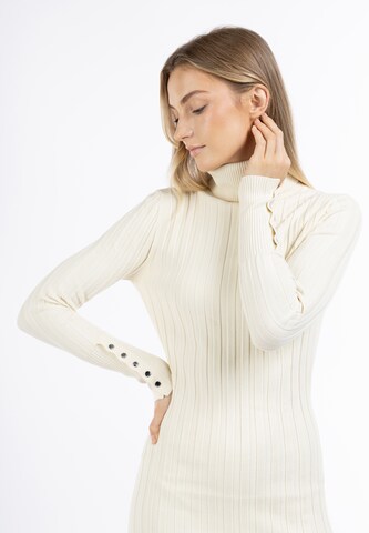 DreiMaster Klassik Knitted dress in Beige