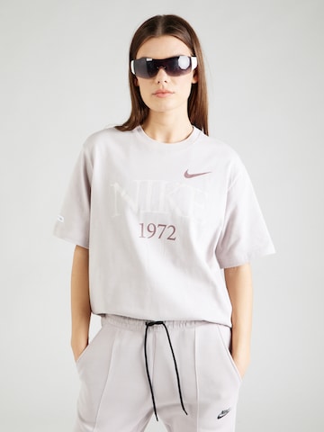T-shirt Nike Sportswear en violet : devant