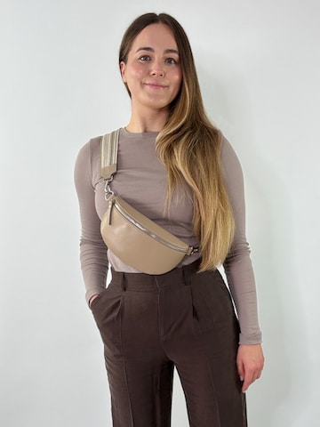 lePelou Fanny Pack 'FIONA small' in Beige