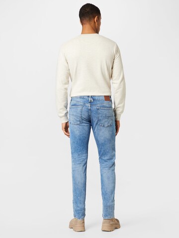 s.Oliver Slimfit Jeans 'Keith' in Blauw