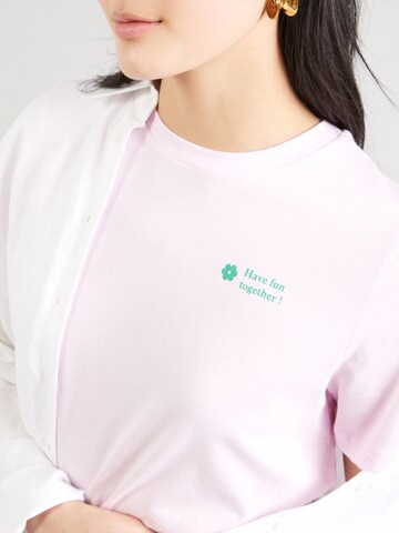 T-shirt 'PCFRAN' PIECES en rose