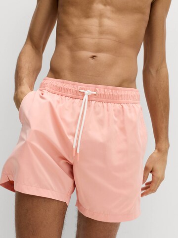 Shorts de bain Marks & Spencer en rose : devant