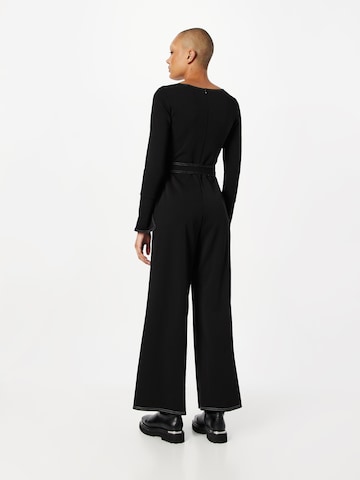 Tuta jumpsuit di Warehouse in nero