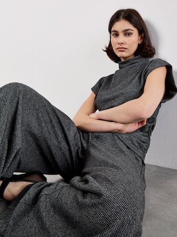 Wide Leg Pantalon ' ' Apricot en gris