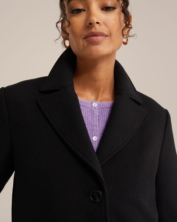 WE Fashion Between-seasons coat in Black