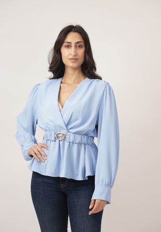 Camicia da donna di Elara in blu: frontale
