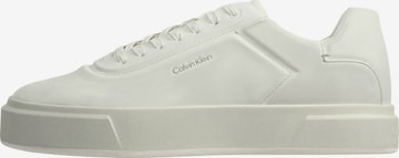 Calvin Klein Sneaker in Weiß: Vorderseite