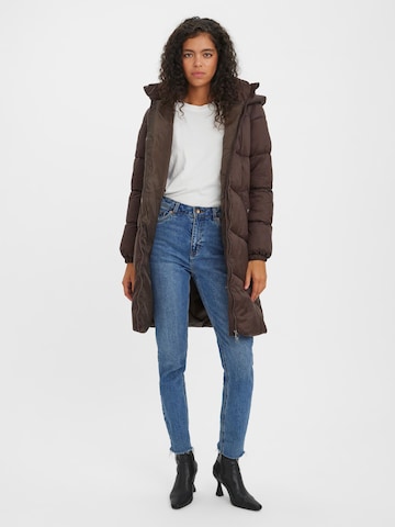 Manteau d’hiver 'Uppsala' VERO MODA en marron