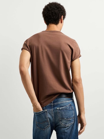 Maglietta di Pepe Jeans in marrone