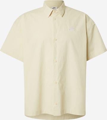 Nike Sportswear Классический крой Рубашка 'CLUB' в Зеленый: спереди