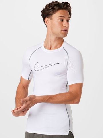 NIKE Функциональная футболка в Белый: спереди