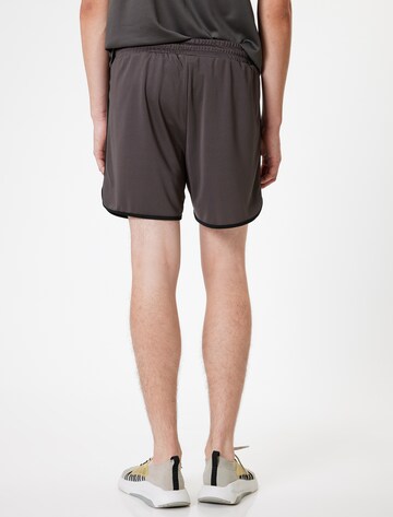 Koton Regular Sportbroek in Grijs