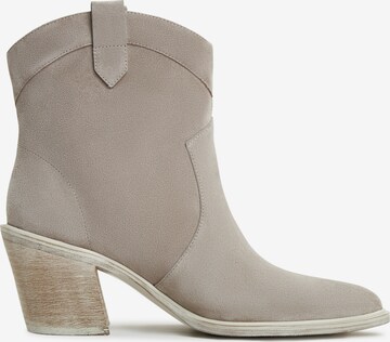 CESARE GASPARI Boots in Beige