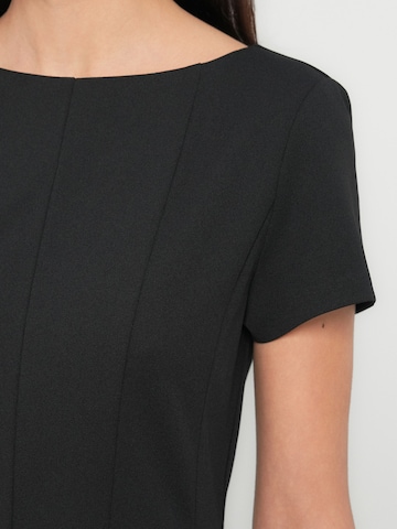 ONLY Dress 'ONLEVI' in Black