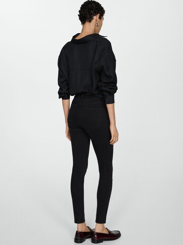 Skinny Jean 'CARLA' MANGO en noir