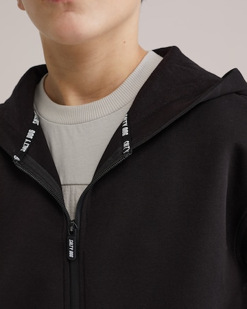 WE Fashion Sweatjacka i svart