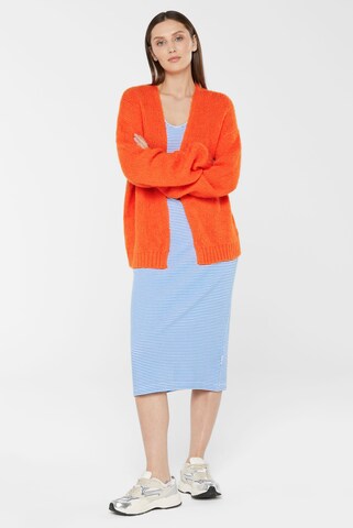 SENSES.THE LABEL Flauschiger, offener Kurz-Cardigan KH:EA in Orange