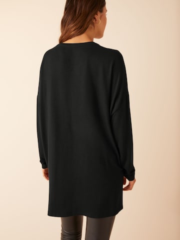 Friends Like These Shirt in Black