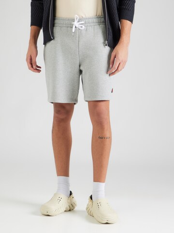 ELLESSE Normalny krój Spodnie 'Islington' w kolorze szary: przód