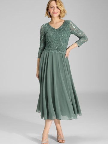 SWING Avondjurk in Groen: voorkant