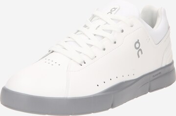 On Running shoe 'THE ROGER Advantage' in White: front