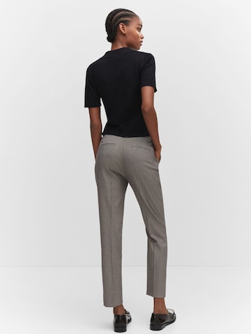 Coupe slim Pantalon à plis MANGO en bleu