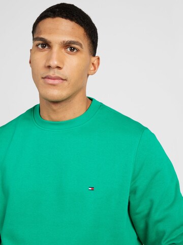 TOMMY HILFIGER Sweatshirt in Green