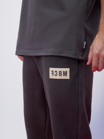 FCBM Tapered Broek 'Emilio' in Grijs