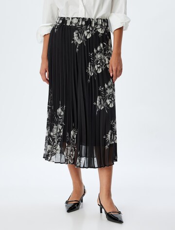 Koton Skirt in Black: front