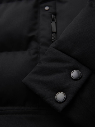 Ombre Winter jacket in Black