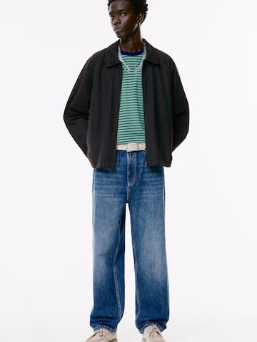 Pull&Bear Prechodná bunda - Čierna