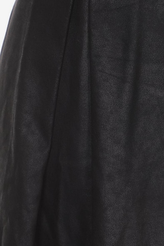 s.Oliver Skirt in L in Black