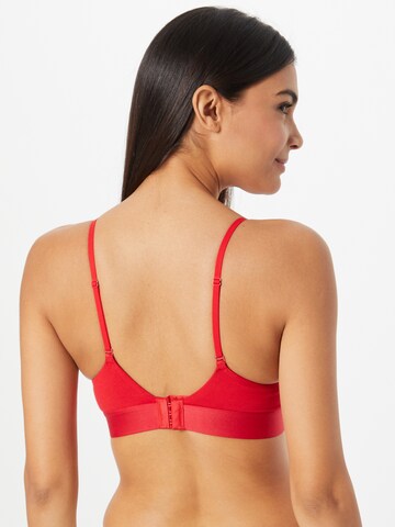 Calvin Klein Underwear Push-up Rintaliivi värissä punainen