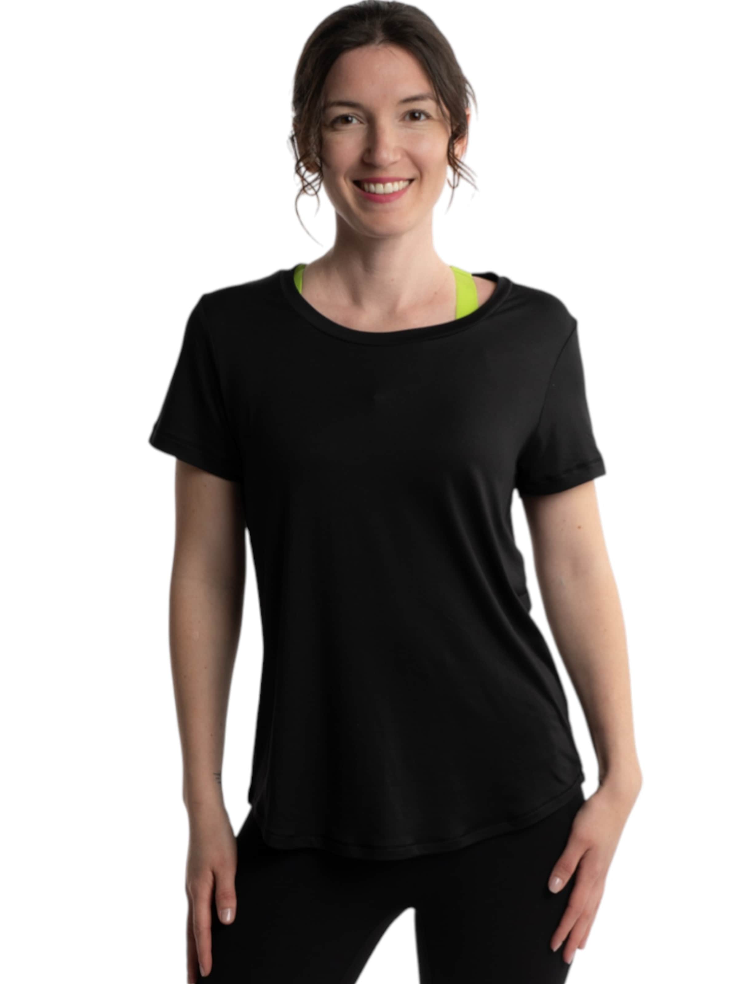 mymotus Performance Shirt 'Mymotus T-Shirt YW22' in Black: front