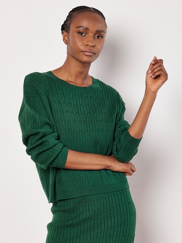 Pull-over Apricot en vert : devant