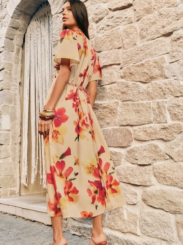 Abito di Friends Like These in beige