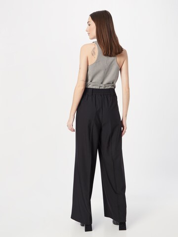 VILA Wide leg Trousers with creases 'Fine' in Black