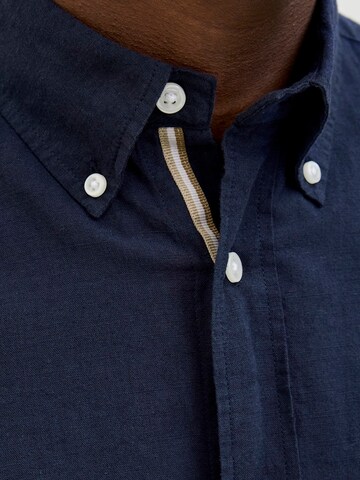 Coupe regular Chemise 'JPRBLUSUMMER' JACK & JONES en bleu