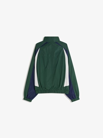 Giacca di mezza stagione di Bershka in verde