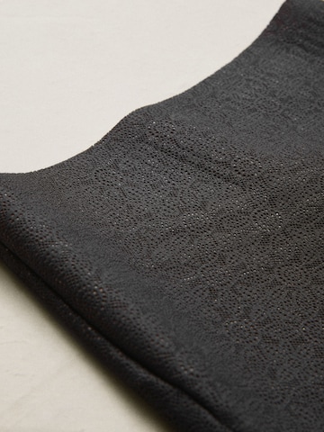 Next - Cueca modeladora em preto