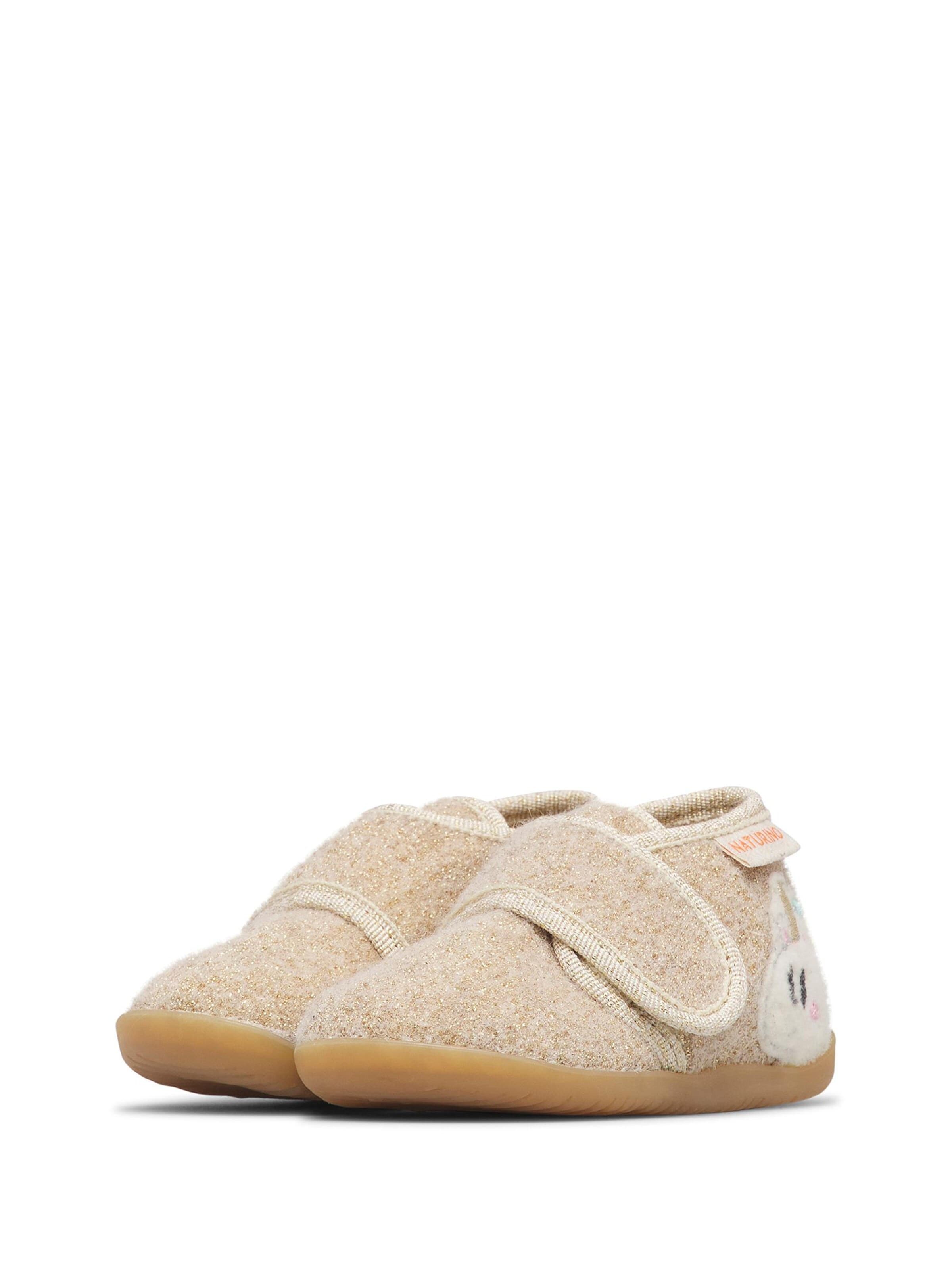 NATURINO Slipper 'CLOOPA' in Gold
