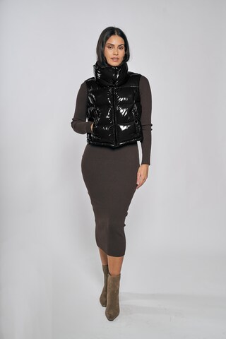 FREAKY NATION Vest in Black