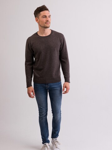 CASH-MERE.CH Pullover i brun