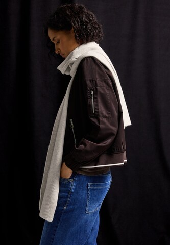 STREET ONE Schal in Weiß: Vorderseite