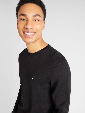 Pull-over Calvin Klein en noir