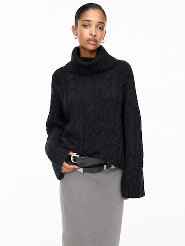 Pull&Bear Trui in Blauw: voorkant