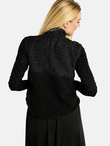 Liberte Essentiel Vest ' TEDDY ' in Black