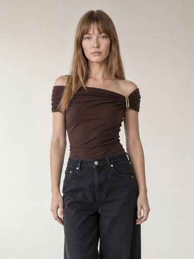 ARMIE Top 'The Julia Broche Slim-Fit Top' v velikosti XS  | rjava barva, Prikaz izdelka